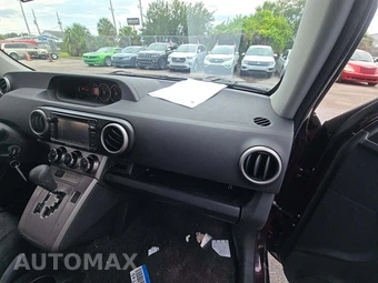 2014 Scion xB – miniatura 19