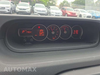 2014 Scion xB – miniatura 9