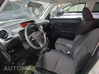 2014 Scion xB Release Series 10.0 – miniatura 13