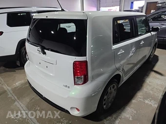 2014 Scion xB Release Series 10.0 – miniatura 4
