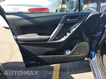 2014 Subaru Forester 2.0XT Touring – miniatura 9