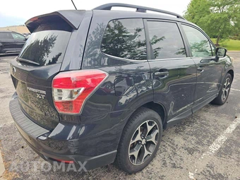 2014 Subaru Forester 2.0XT Touring – miniatura 2
