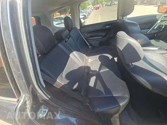 2014 Subaru Forester 2.0XT Touring - miniatura 16