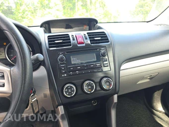 2014 Subaru Forester 2.5i - miniatura 10