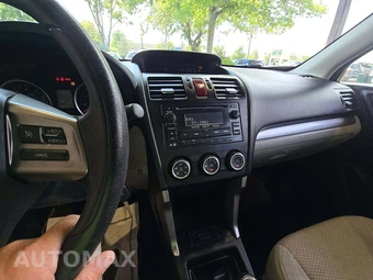 2014 Subaru Forester 2.5i – miniatura 10