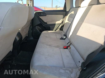 2014 Subaru Forester 2.5i – miniatura 13