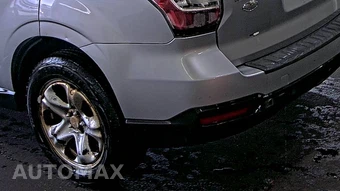 2014 Subaru Forester 2.5i - miniatura 10