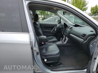 2014 Subaru Forester 2.5i Limited – miniatura 8