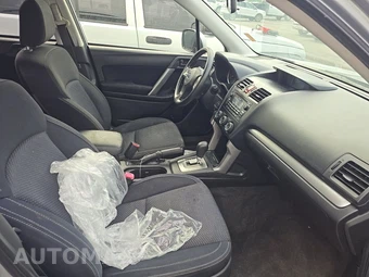 2014 Subaru Forester 2.5i Premium - miniatura 8