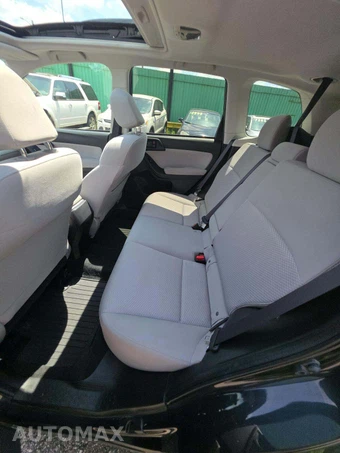 2014 Subaru Forester 2.5i Premium – miniatura 10