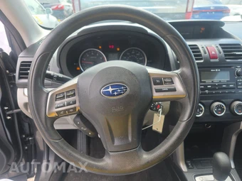 2014 Subaru Forester 2.5i Premium - miniatura 10