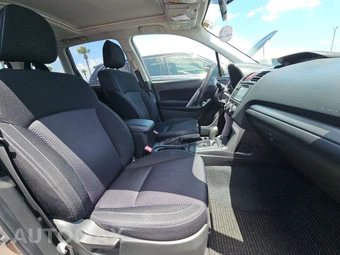 2014 Subaru Forester 2.5i Premium – miniatura 8