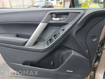 2014 Subaru Forester 2.5i Touring – miniatura 29