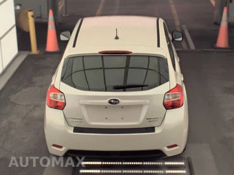 2014 Subaru Impreza 5-Door 2.0i Hatchback - miniatura 5