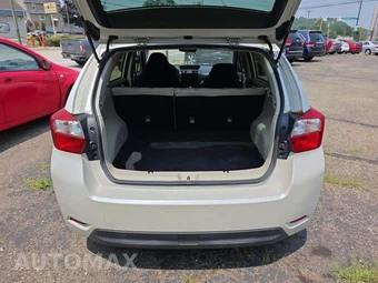 2014 Subaru Impreza 5-Door 2.0i Hatchback – miniatura 14