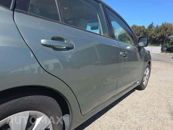 2014 Subaru Impreza 5-Door 2.0i Hatchback – miniatura 28