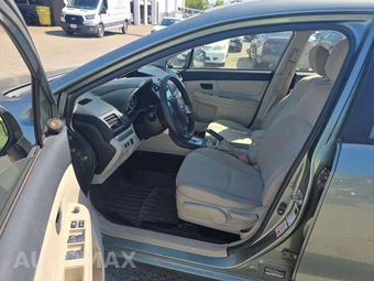 2014 Subaru Impreza 5-Door 2.0i Hatchback – miniatura 3