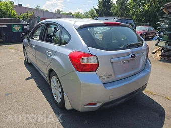 2014 Subaru Impreza 5-Door 2.0i Premium Hatchback - miniatura 2