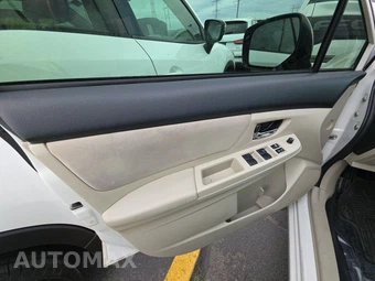 2014 Subaru Impreza 5-Door 2.0i Premium Hatchback – miniatura 9