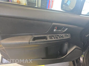 2014 Subaru Impreza 5-Door 2.0i Premium Hatchback – miniatura 9