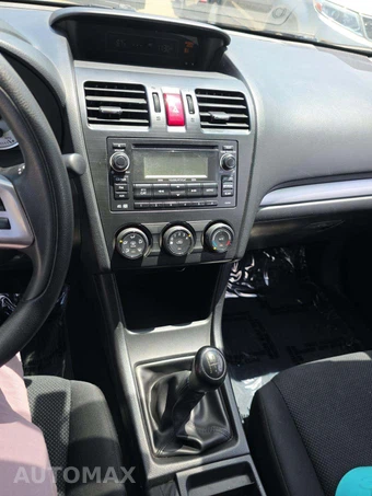 2014 Subaru Impreza 5-Door 2.0i Premium Hatchback - miniatura 10