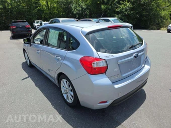 2014 Subaru Impreza 5-Door 2.0i Premium Hatchback - miniatura 2