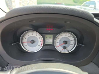 2014 Subaru Impreza 5-Door 2.0i Premium Hatchback - miniatura 9