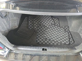 2014 Subaru Impreza WRX Sedan – miniatura 16