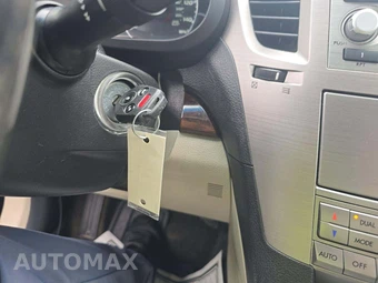 2014 Subaru Legacy 2.5i Limited – miniatura 8