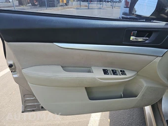 2014 Subaru Legacy 2.5i Premium - miniatura 9