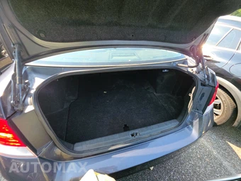 2014 Subaru Legacy 3.6R Limited - miniatura 16