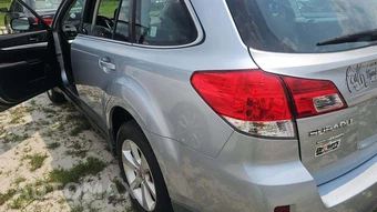 2014 Subaru Outback 2.5i – miniatura 29