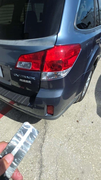 2014 Subaru Outback 2.5i Limited - miniatura 24