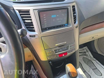 2014 Subaru Outback 2.5i Limited – miniatura 10