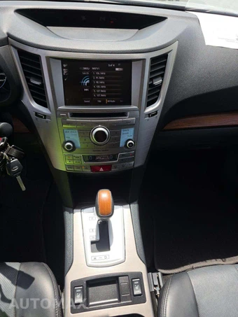2014 Subaru Outback 2.5i Limited – miniatura 7