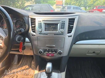 2014 Subaru Outback 2.5i Premium – miniatura 7