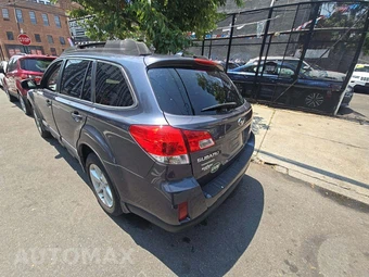2014 Subaru Outback 2.5i Premium – miniatura 2
