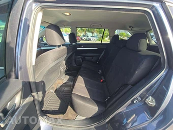 2014 Subaru Outback 2.5i Premium – miniatura 10