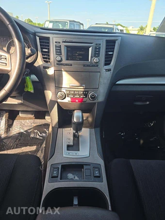 2014 Subaru Outback 2.5i Premium – miniatura 7