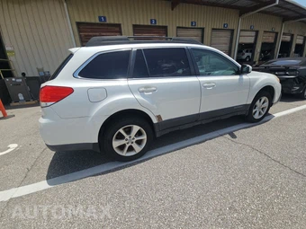 2014 Subaru Outback 2.5i Premium – miniatura 4