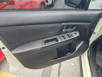 2014 Subaru XV Crosstrek 2.0i Premium - miniatura 9