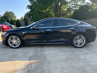 2014 Tesla Model S 60 – miniatura 14