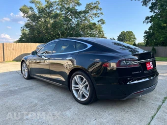 2014 Tesla Model S 60 – miniatura 18