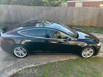 2014 Tesla Model S 60 – miniatura 23