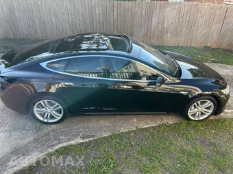 2014 Tesla Model S 60 – miniatura 27