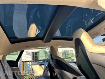 2014 Tesla Model S 60 – miniatura 43