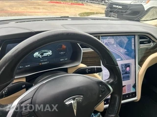 2014 Tesla Model S 60 – miniatura 14