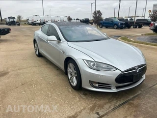 2014 Tesla Model S 60 – miniatura 3
