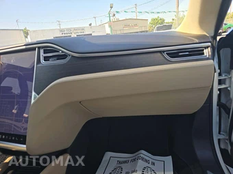 2014 Tesla Model S 85 – miniatura 17
