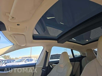 2014 Tesla Model S 85 – miniatura 8